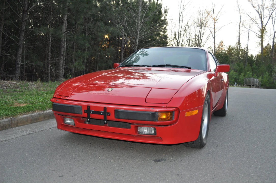1985 Porsche 944 - Image 2 of 31