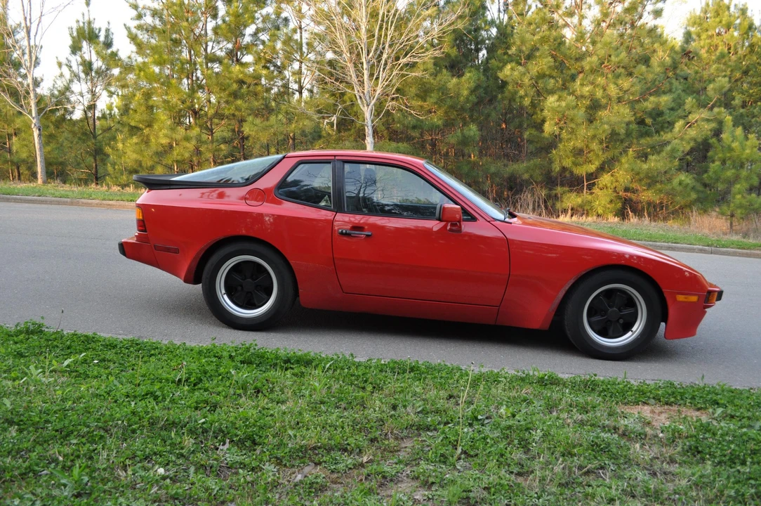 1985 Porsche 944 - Image 21 of 31