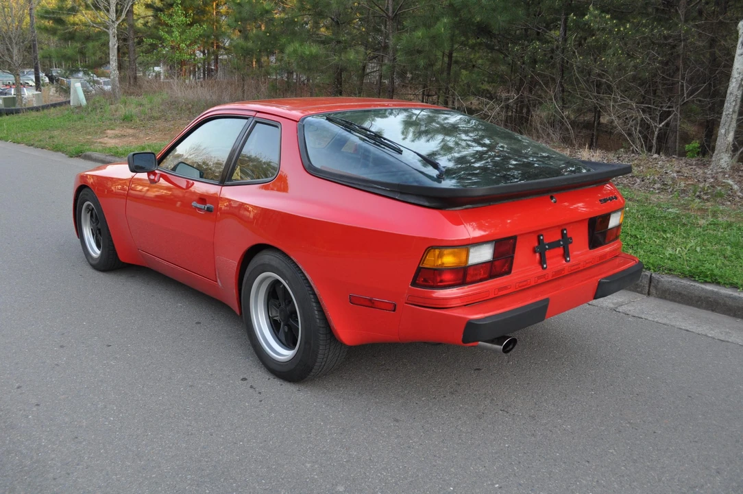1985 Porsche 944 - Image 15 of 31