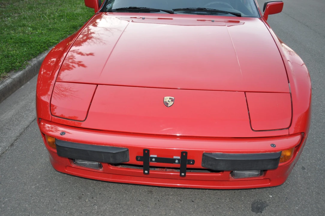 1985 Porsche 944 - Image 24 of 31