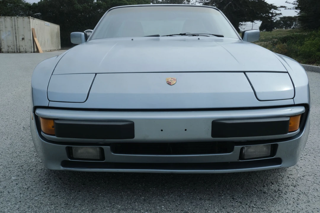1985 Porsche 944 - Image 8 of 31