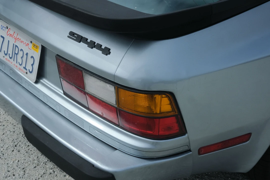 1985 Porsche 944 - Image 23 of 31