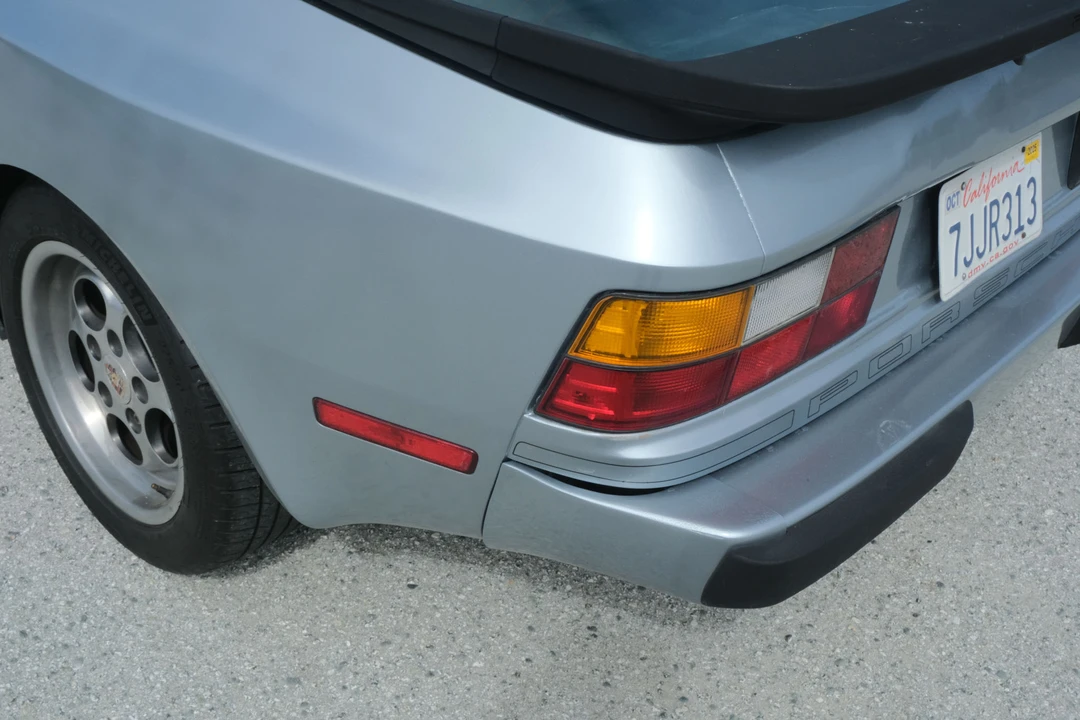 1985 Porsche 944 - Image 16 of 31