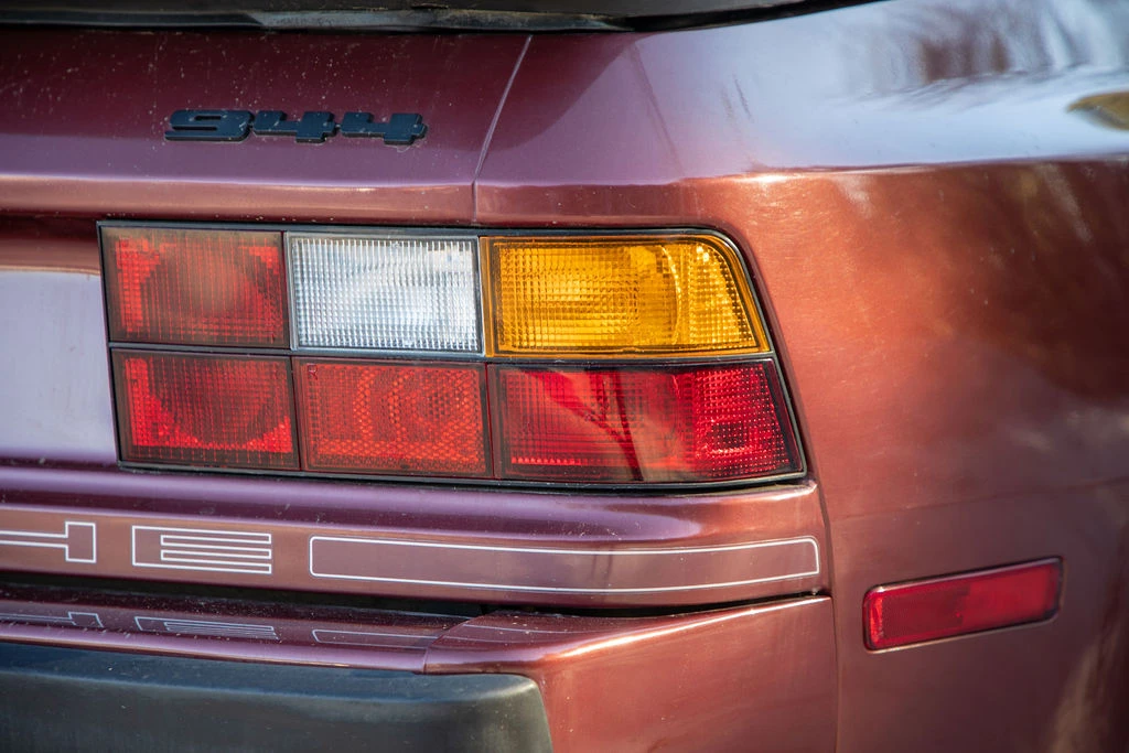 1985 Porsche 944 - Image 12 of 31