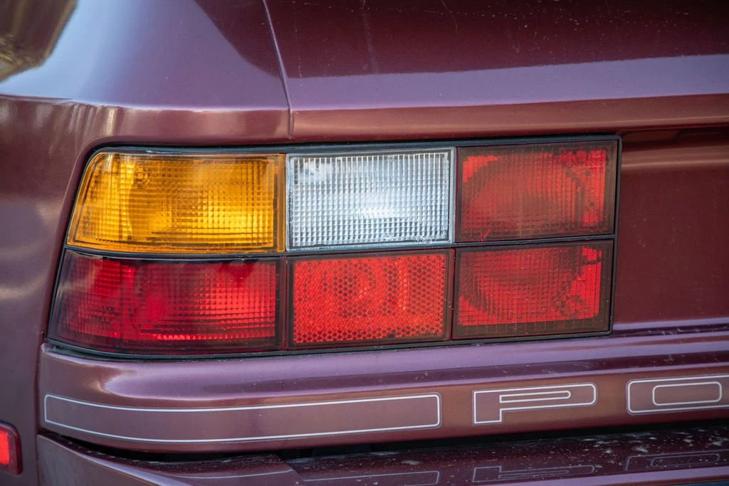 1985 Porsche 944 - Image 11 of 31