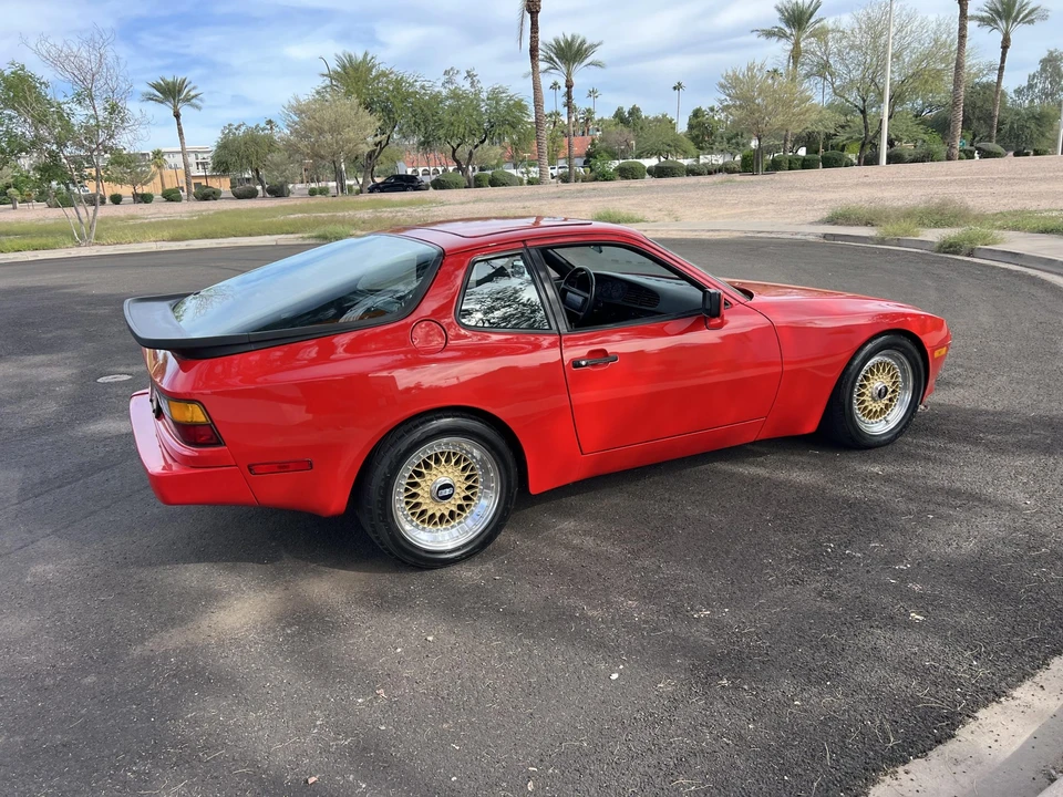 1985 Porsche 944 - Image 13 of 31