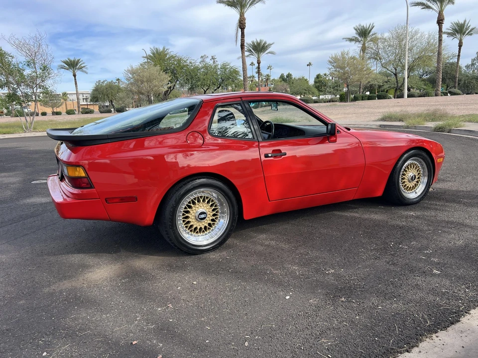 1985 Porsche 944 - Image 14 of 31