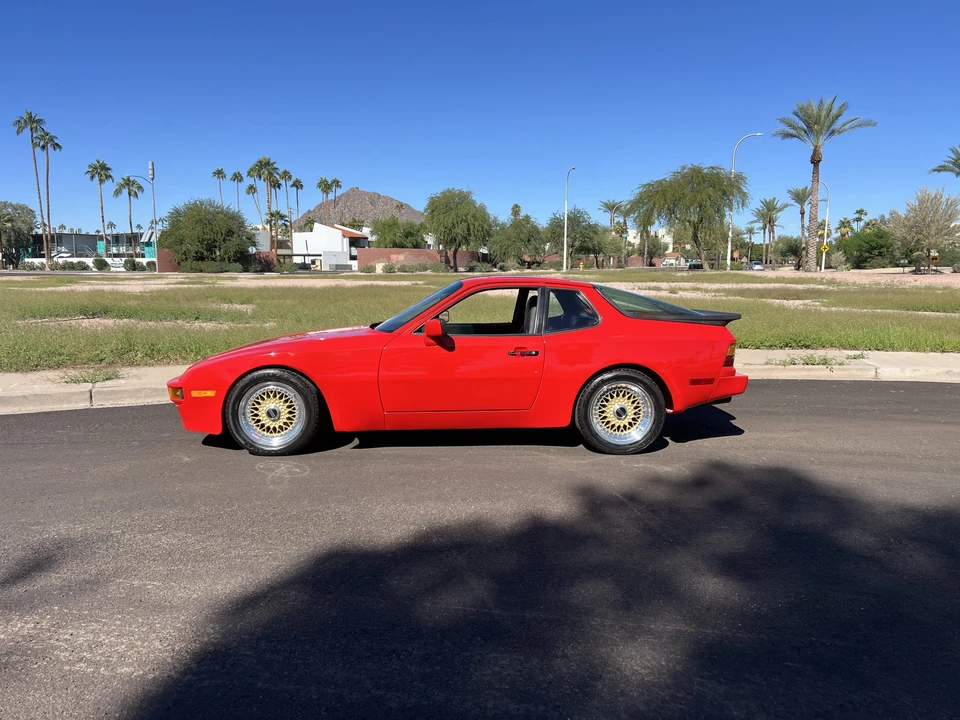 1985 Porsche 944 - Image 25 of 31