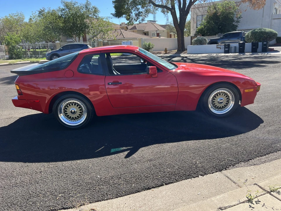 1985 Porsche 944 - Image 12 of 31