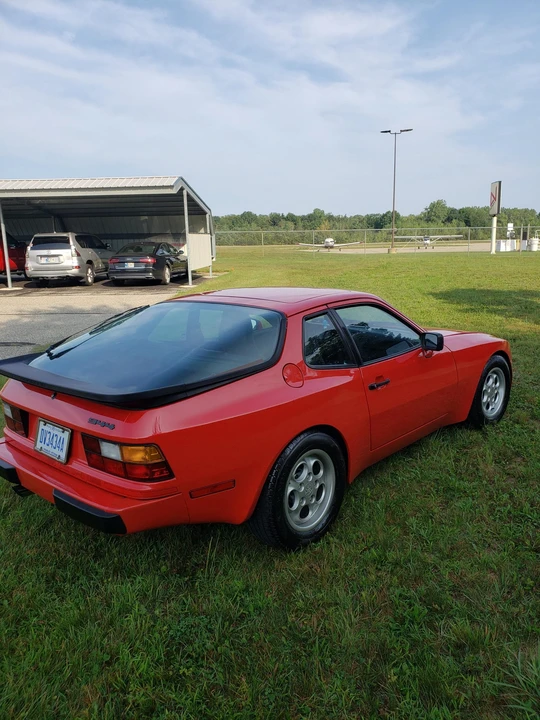 1985 Porsche 944 - Image 14 of 31