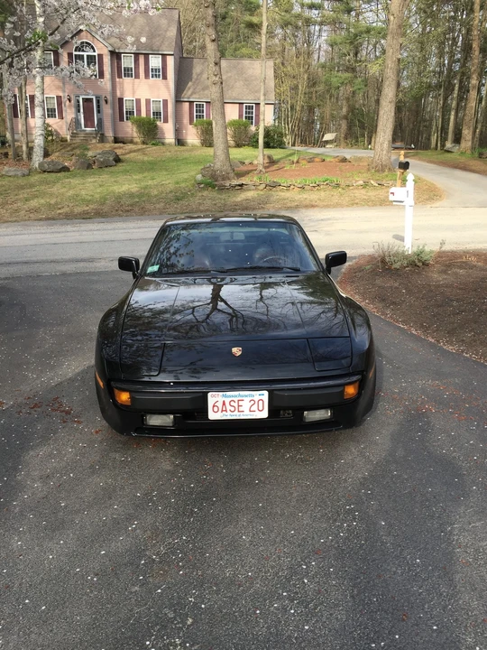 1985 Porsche 944 - Image 2 of 10