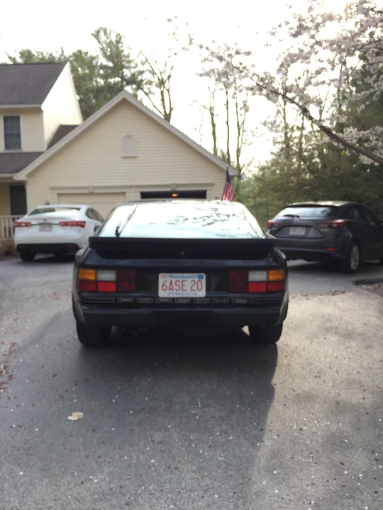1985 Porsche 944 - Image 4 of 10