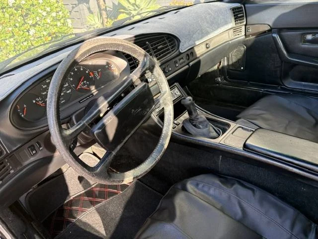 1985 Porsche 944 - Image 8 of 12