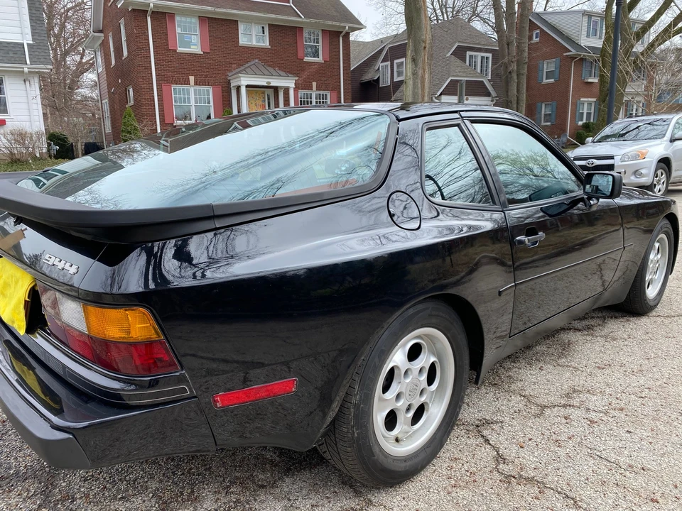 1985 Porsche 944 - Image 7 of 24