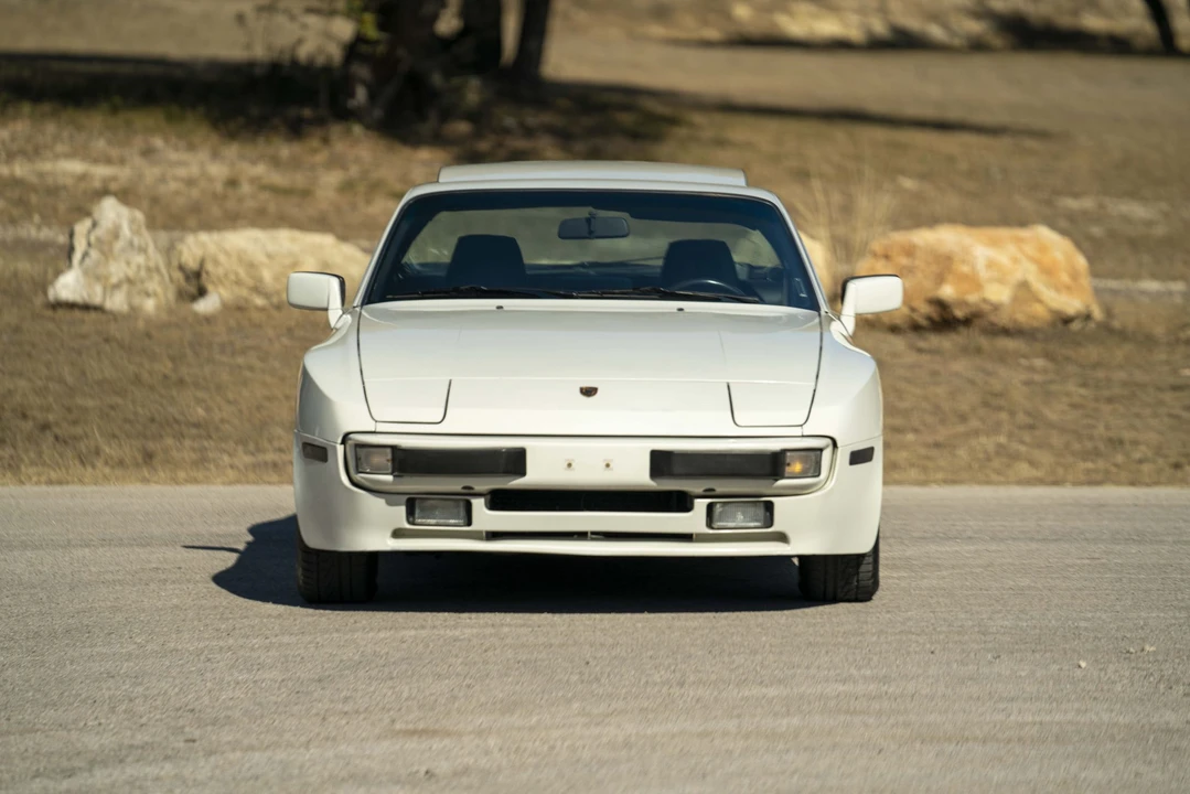 1985 Porsche 944 - Image 19 of 31