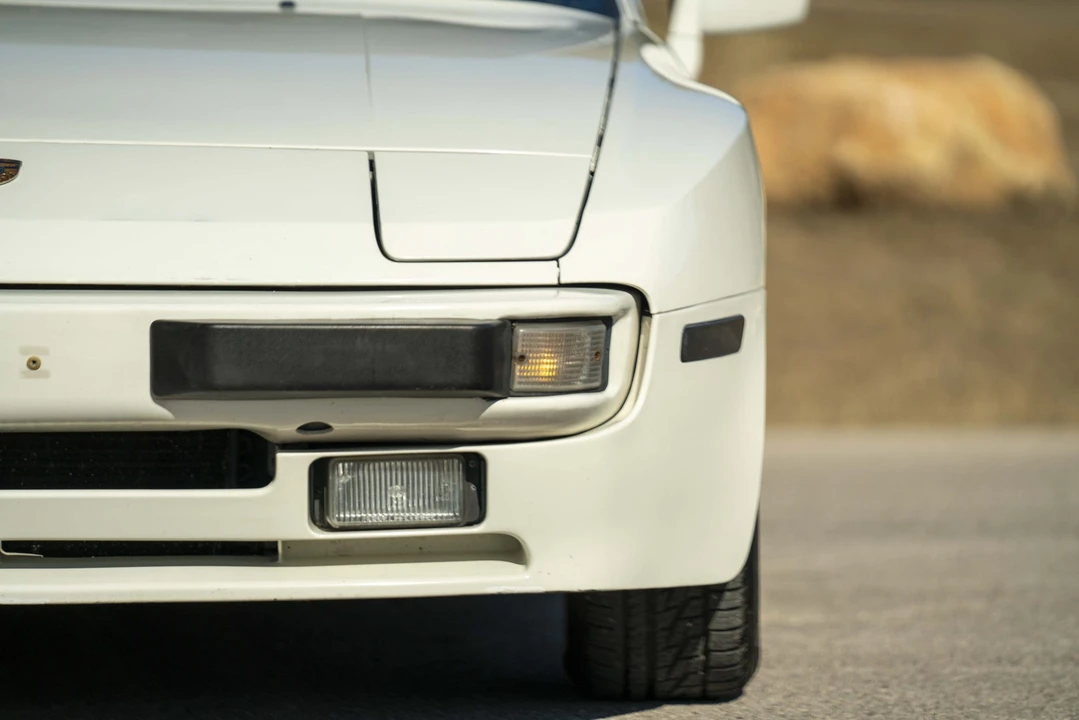 1985 Porsche 944 - Image 25 of 31