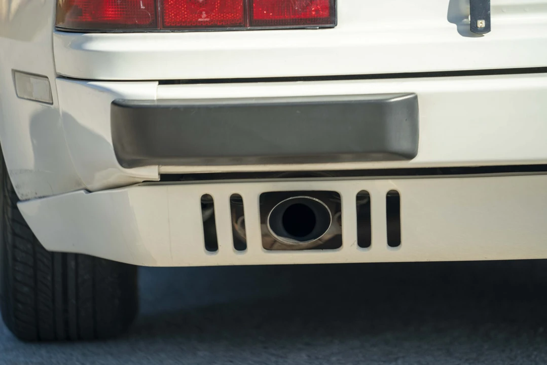 1985 Porsche 944 - Image 28 of 31