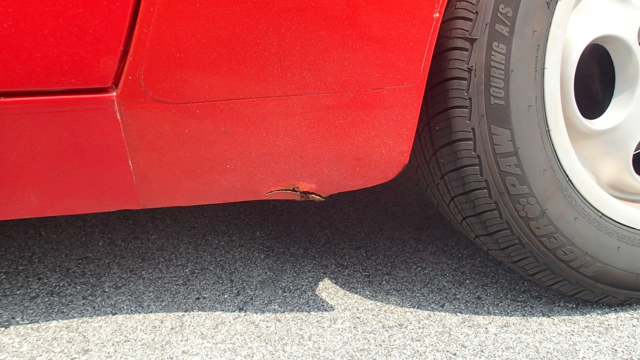 1985 Porsche 944 - Image 13 of 18