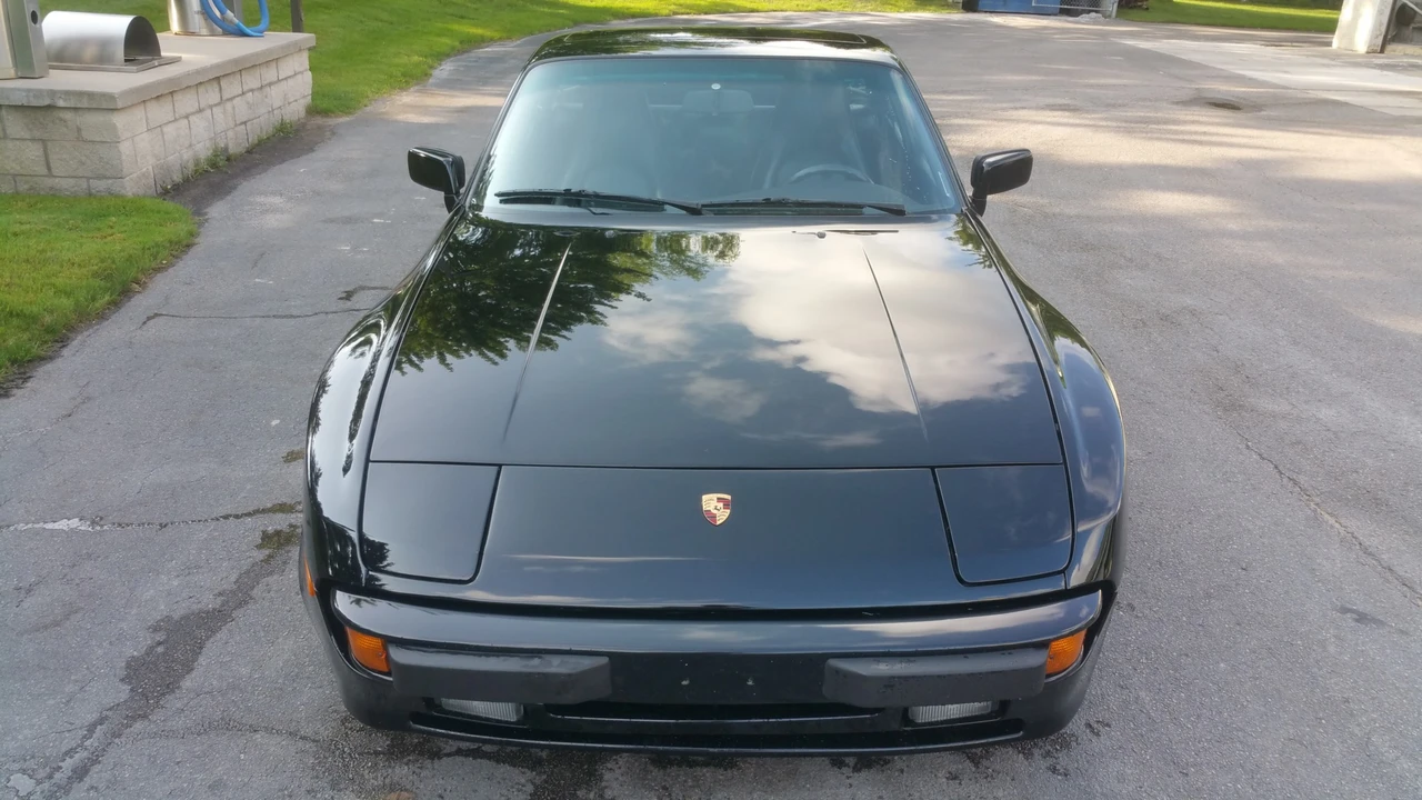 1985 Porsche 944 - Image 2 of 31