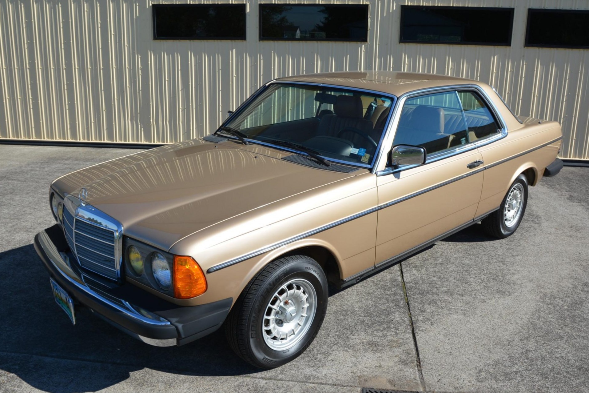 1985 Mercedes-Benz 300CD Turbo