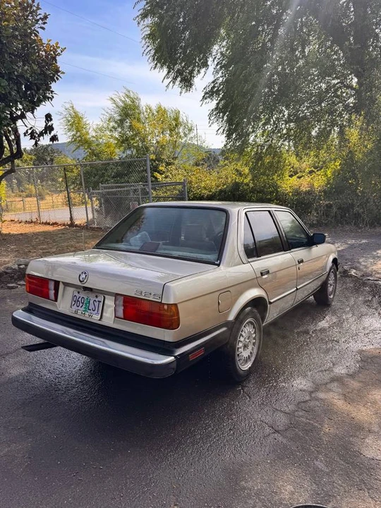 1986 BMW E30 3 Series - Image 8 of 9