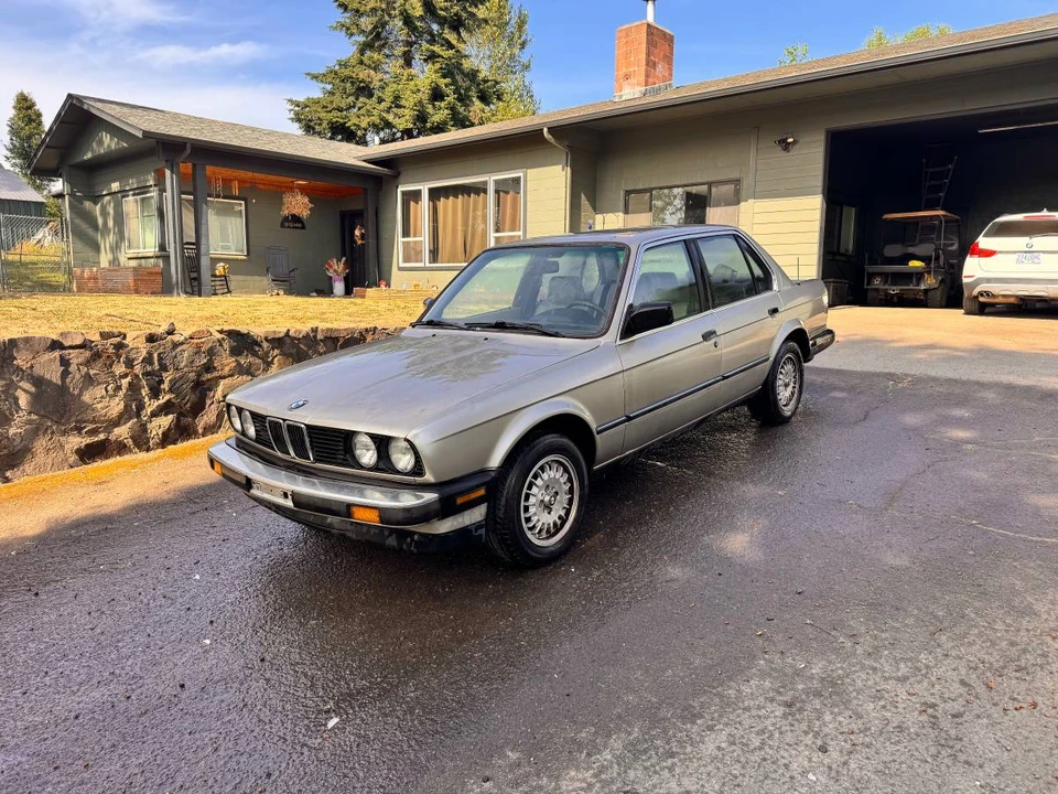 1986 BMW E30 3 Series - Image 2 of 9