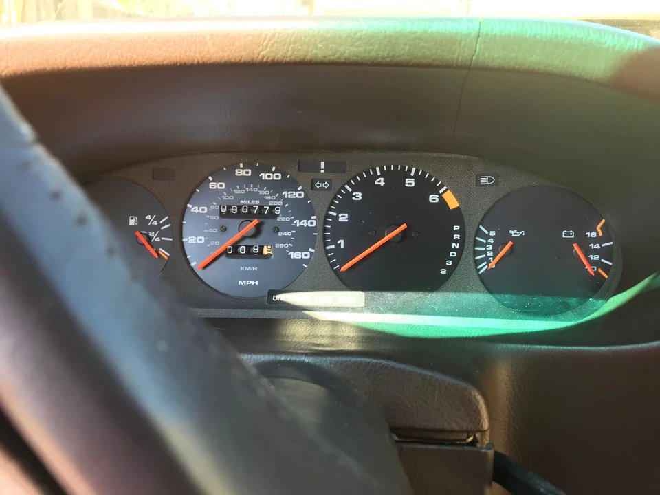 1986 Porsche 928 S - Image 8 of 9