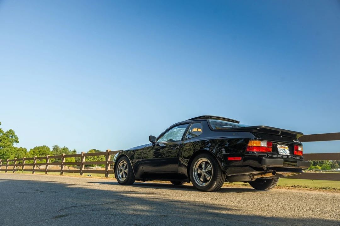 1986 Porsche 944 Turbo - Image 7 of 18