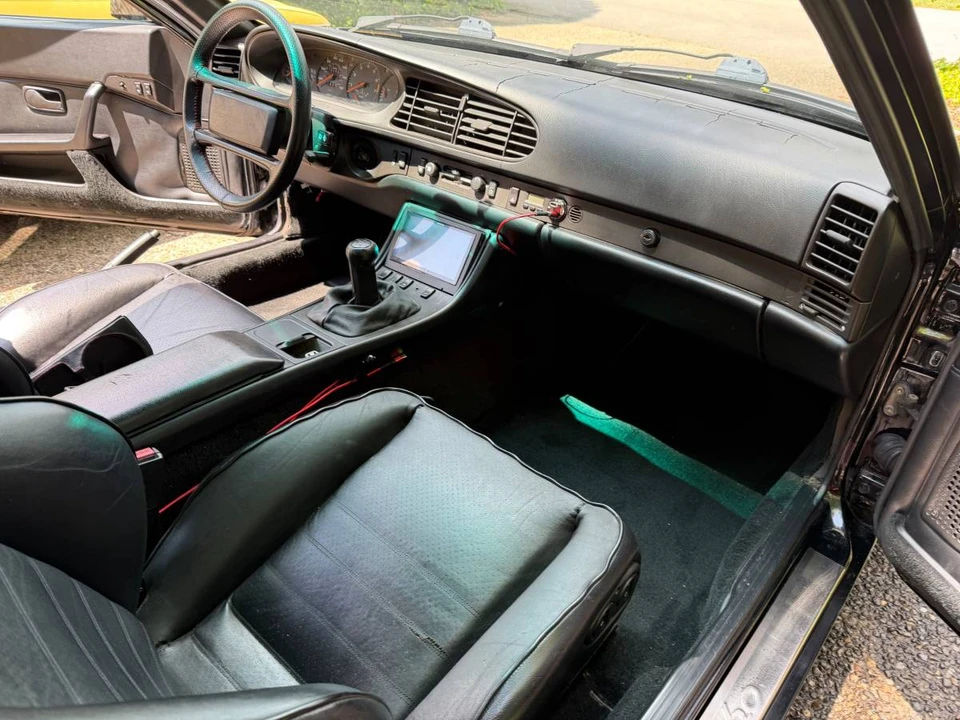 1986 Porsche 944 Turbo - Image 13 of 21