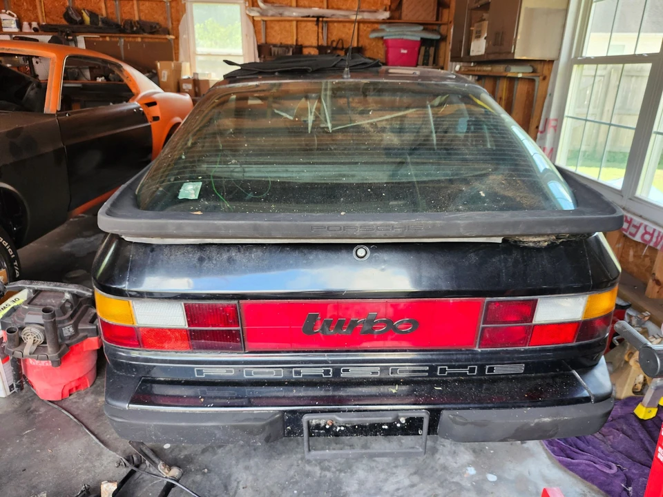 1986 Porsche 944 Turbo - Image 2 of 12