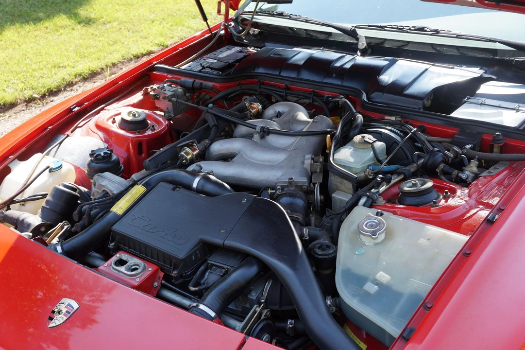 1986 Porsche 944 Turbo - Image 4 of 10