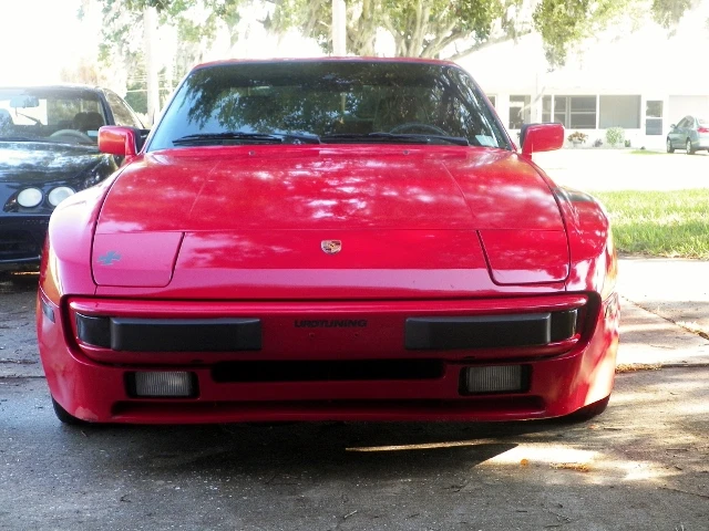 1986 Porsche 944 - Image 2 of 3