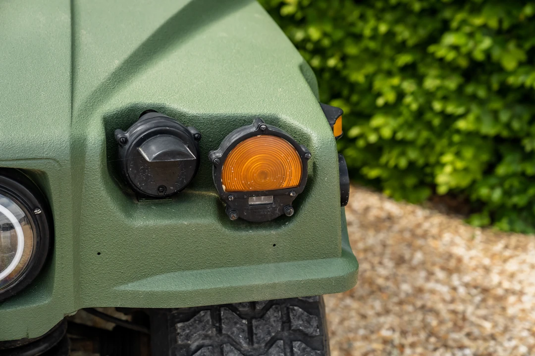 1986 AM General Hummer - Image 27 of 31