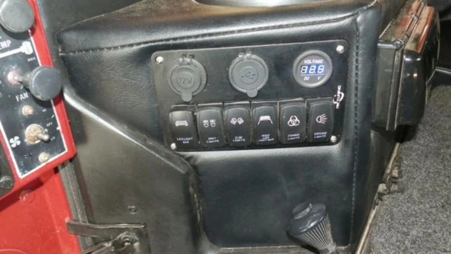 1986 AM General Hummer - Image 6 of 12