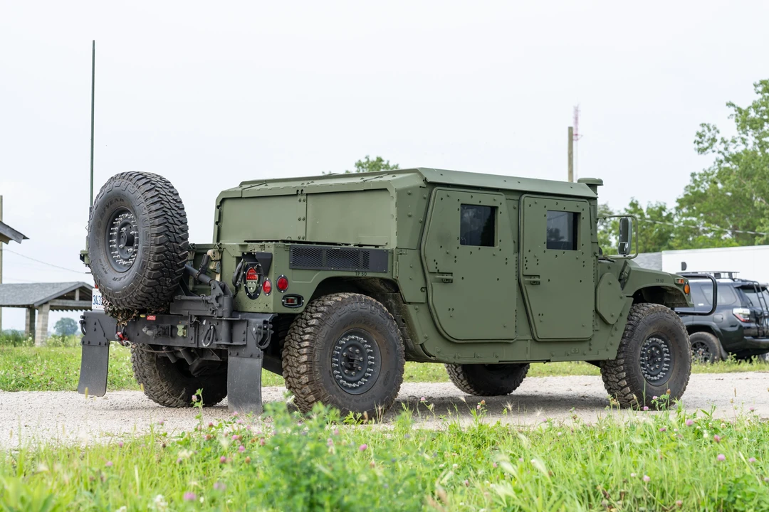 1986 AM General Hummer - Image 10 of 31