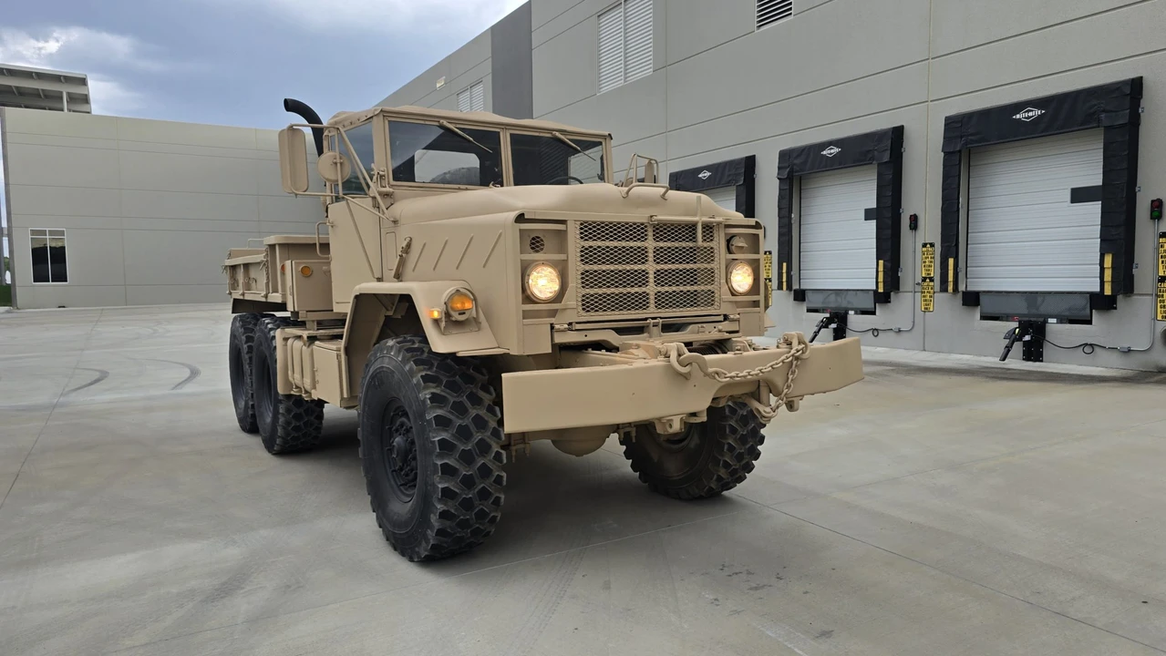 1986 AM General - Image 11 of 31
