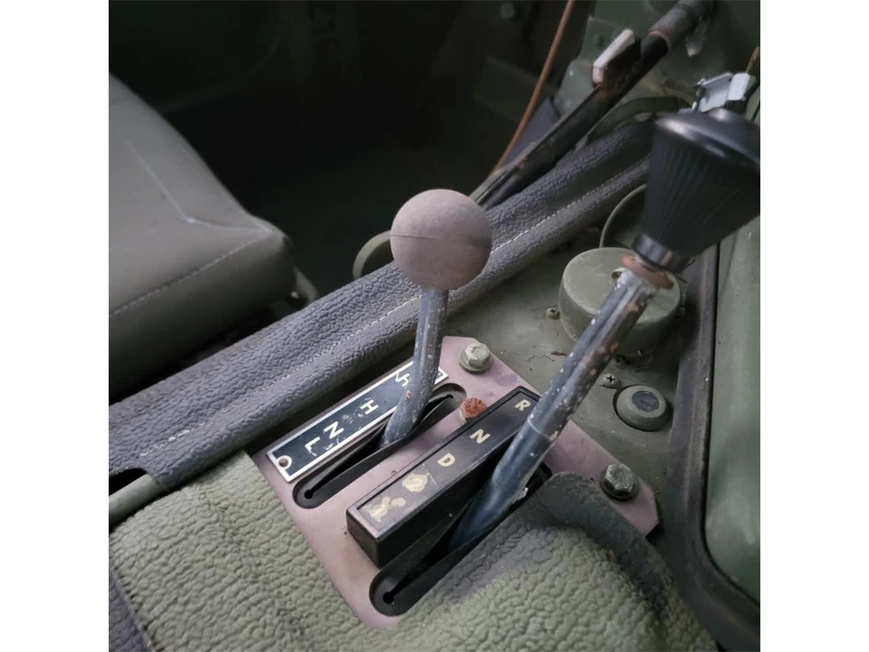 1986 AM General Hummer - Image 26 of 31