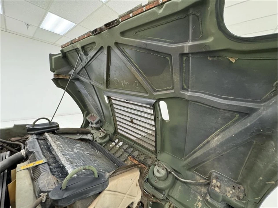 1986 AM General Hummer - Image 22 of 31