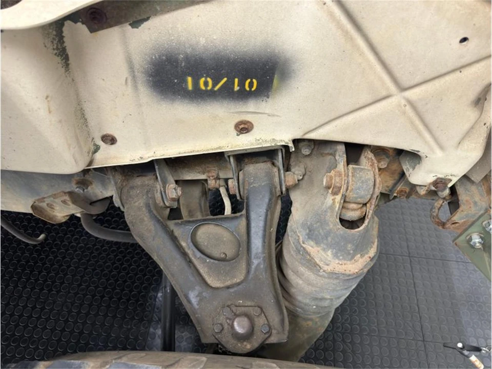 1986 AM General Hummer - Image 24 of 31