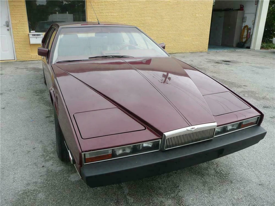 1986 Aston Martin Lagonda - Image 2 of 2