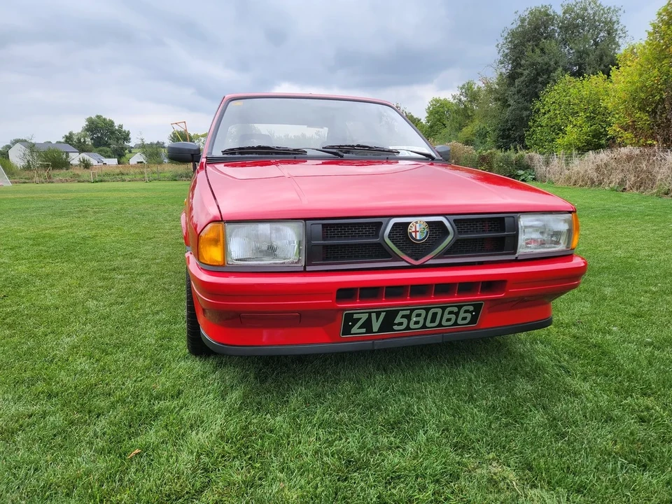 1986 Alfa Romeo - Image 30 of 30