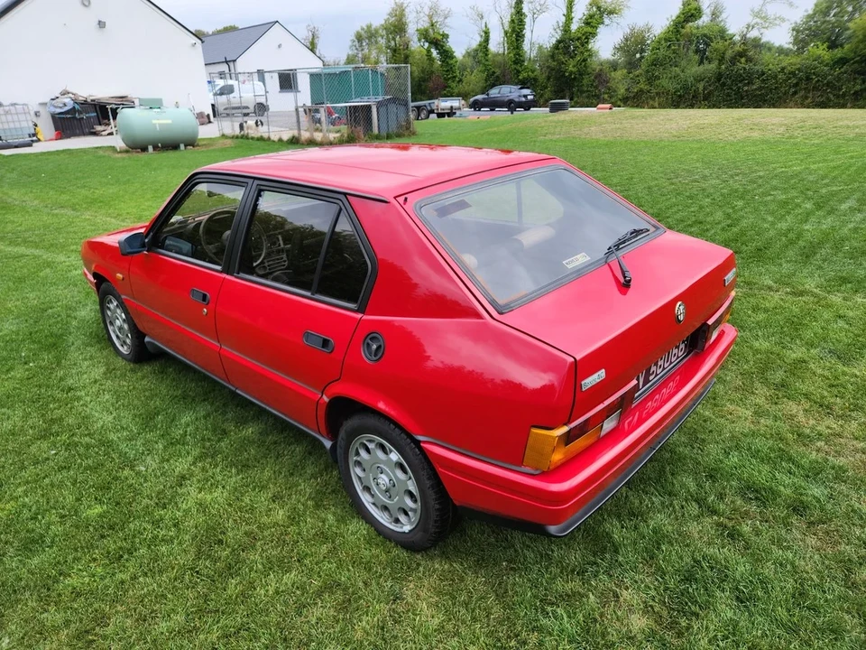 1986 Alfa Romeo - Image 19 of 30