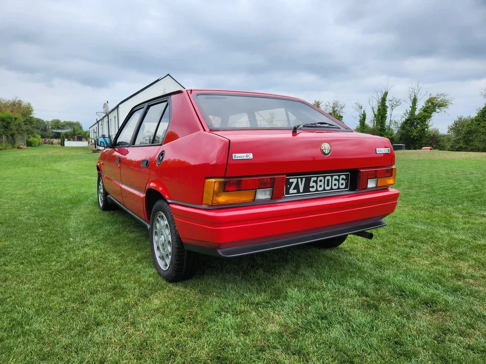 1986 Alfa Romeo - Image 20 of 30