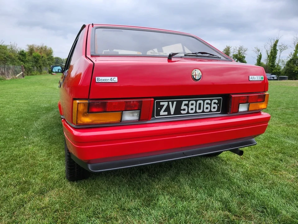 1986 Alfa Romeo - Image 4 of 30
