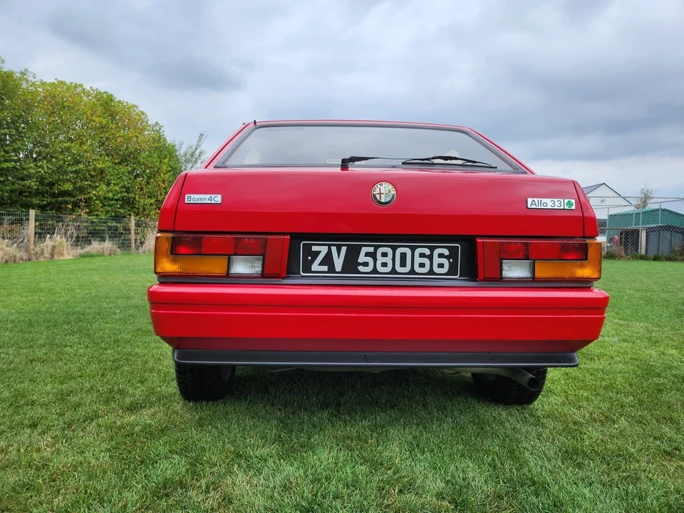1986 Alfa Romeo - Image 21 of 30