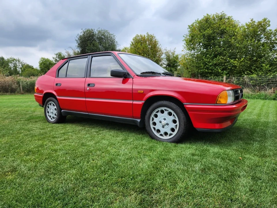 1986 Alfa Romeo - Image 27 of 30