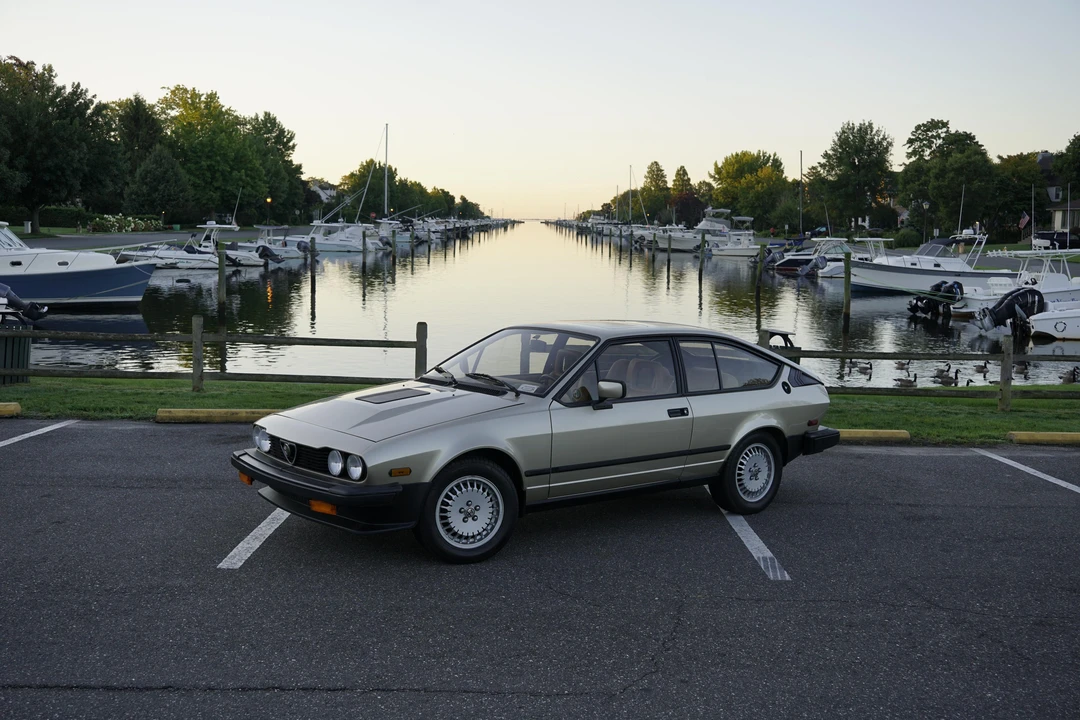 1986 Alfa Romeo Alfetta GT - Image 13 of 31