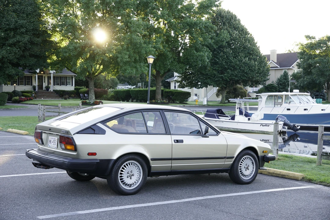 1986 Alfa Romeo Alfetta GT - Image 25 of 31