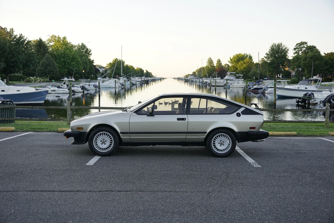 1986 Alfa Romeo Alfetta GT - Image 18 of 31