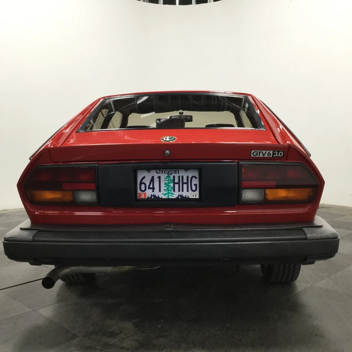 1986 Alfa Romeo Alfetta GT - Image 9 of 31